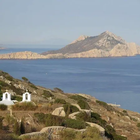 Kaminaki Amorgos & 3*